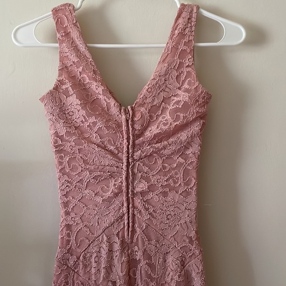 Formal dress - Picture 4 of 4